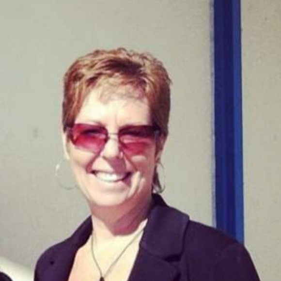 Meet your Posher, Geri - Picture 2 of 4